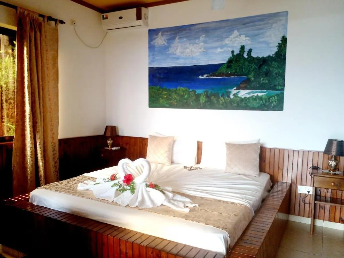 *** Maison d'hôtes Les Elles Guesthouse Self Catering Baie Lazare  Seychelles
