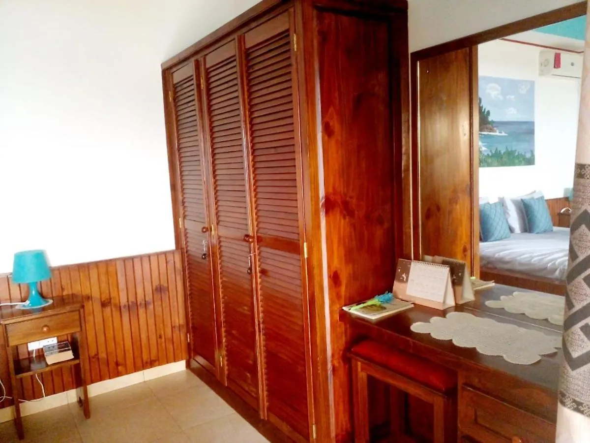 *** Maison d'hôtes Les Elles Guesthouse Self Catering Baie Lazare  Seychelles