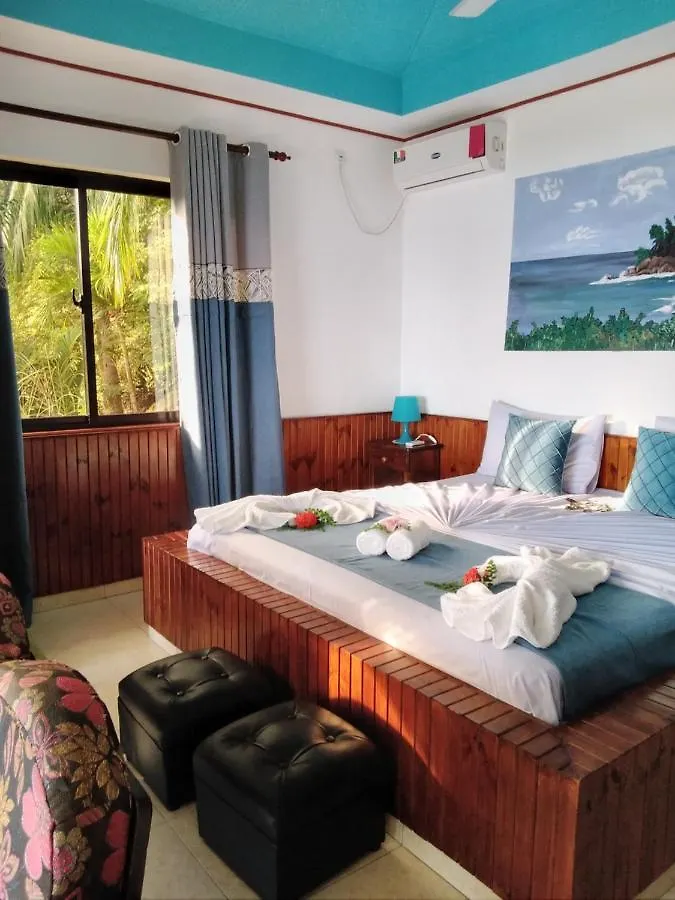 Les Elles Guesthouse Self Catering Baie Lazare  Baie Lazare (Mahe)