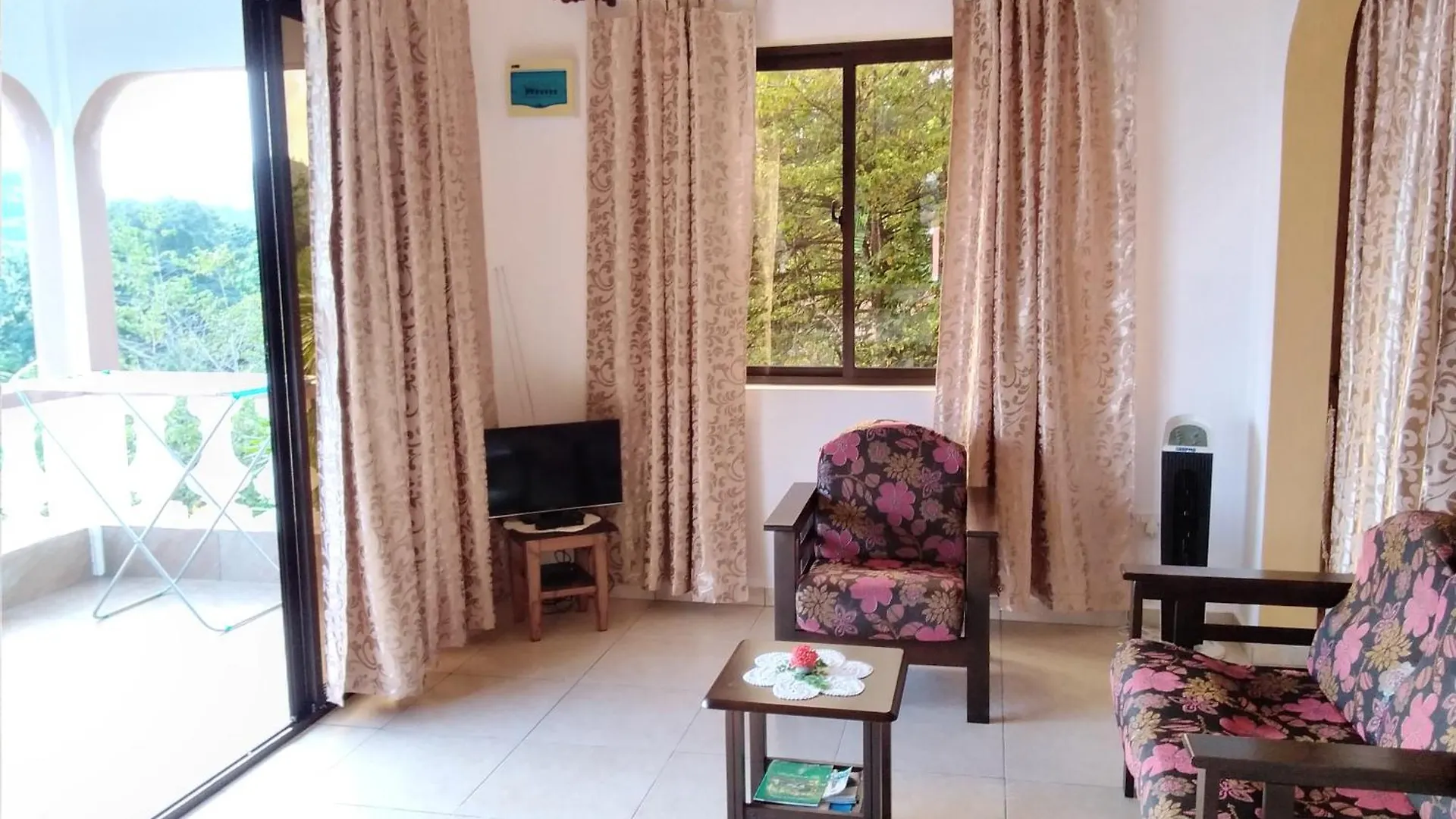 Les Elles Guesthouse Self Catering Baie Lazare  Baie Lazare (Mahe)