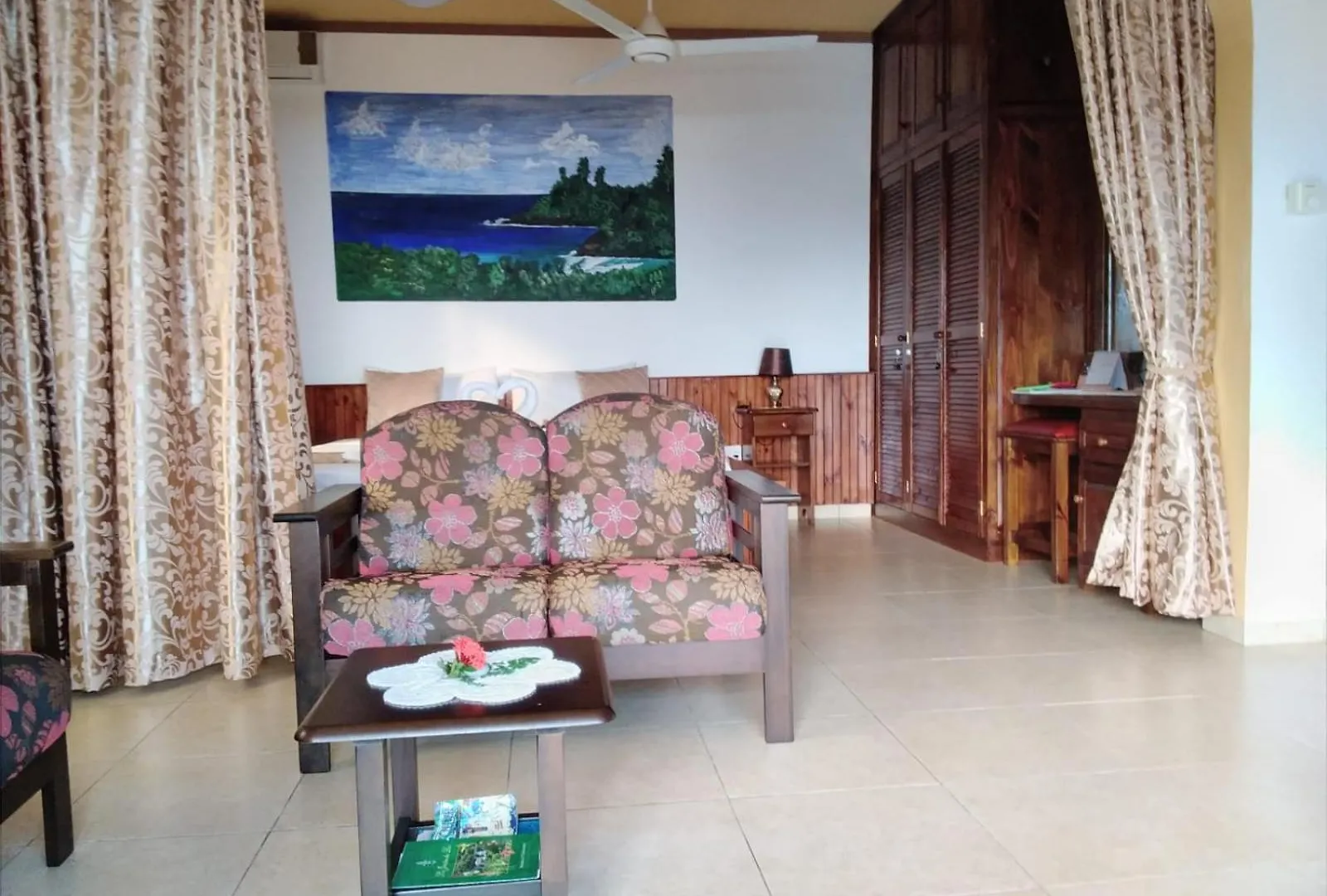 Les Elles Guesthouse Self Catering Baie Lazare  3*, Baie Lazare (Mahe)