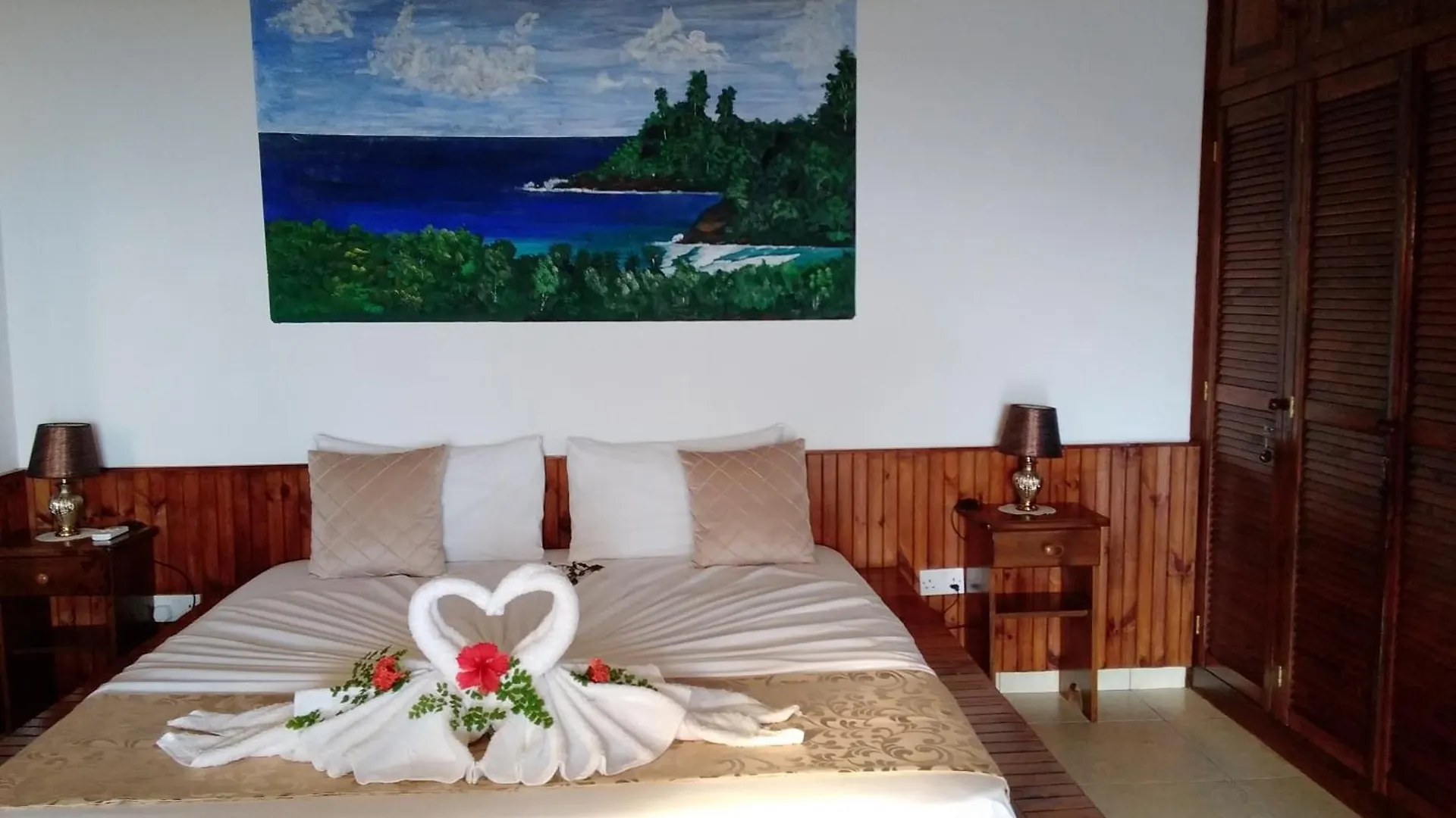 Les Elles Guesthouse Self Catering Baie Lazare  Seychelles