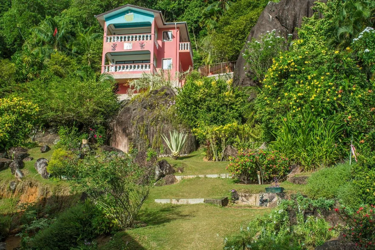 Maison d'hôtes Les Elles Guesthouse Self Catering Baie Lazare
